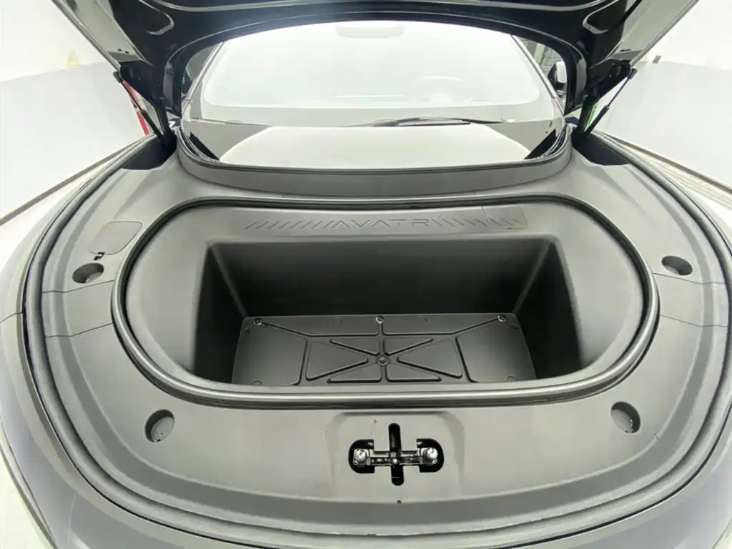 Avatr 12 2025 Ultra AWD BEV