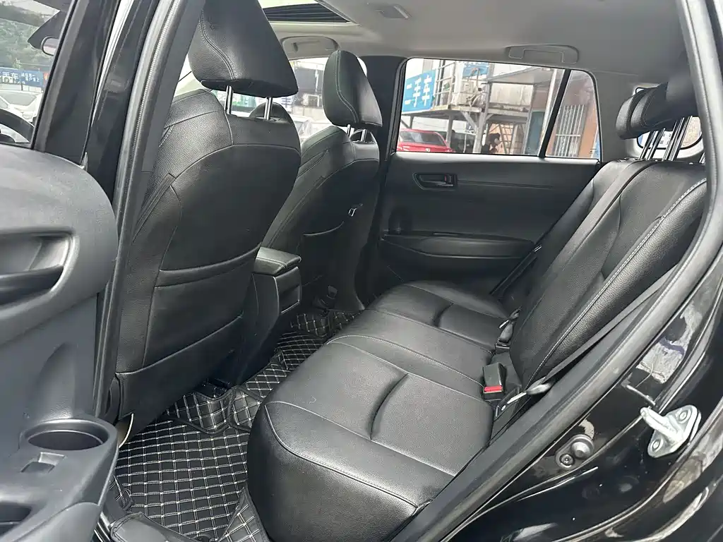 Toyota Frontlander 2023 2.0L CVT Leading