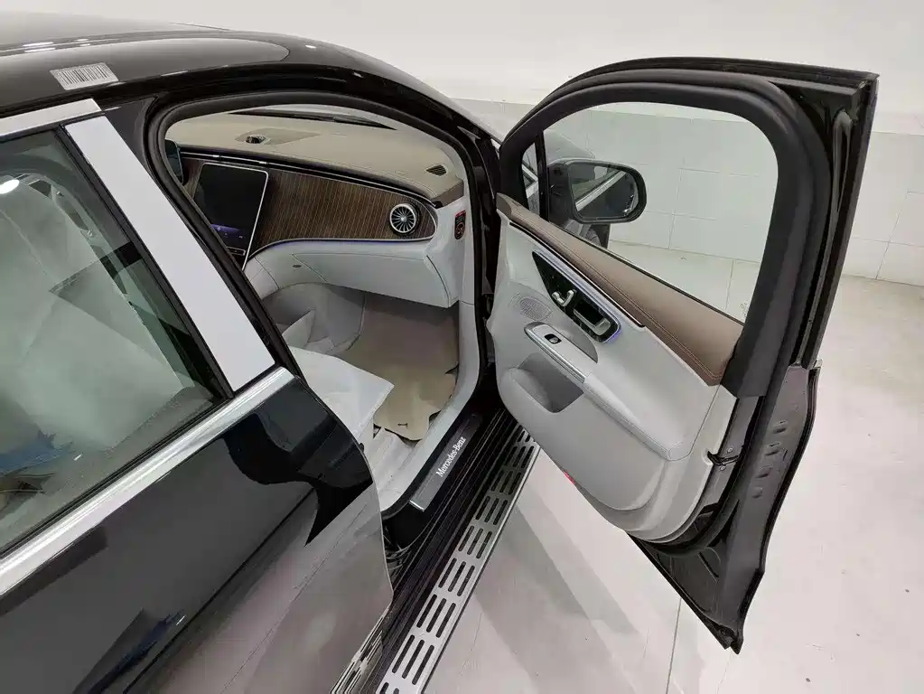 Mercedes-Benz EQE SUV 2024 500 4MATIC Pioneer Edition