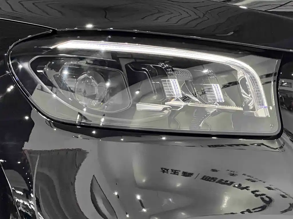 Mercedes-Benz GLS 450 4MATIC 2023