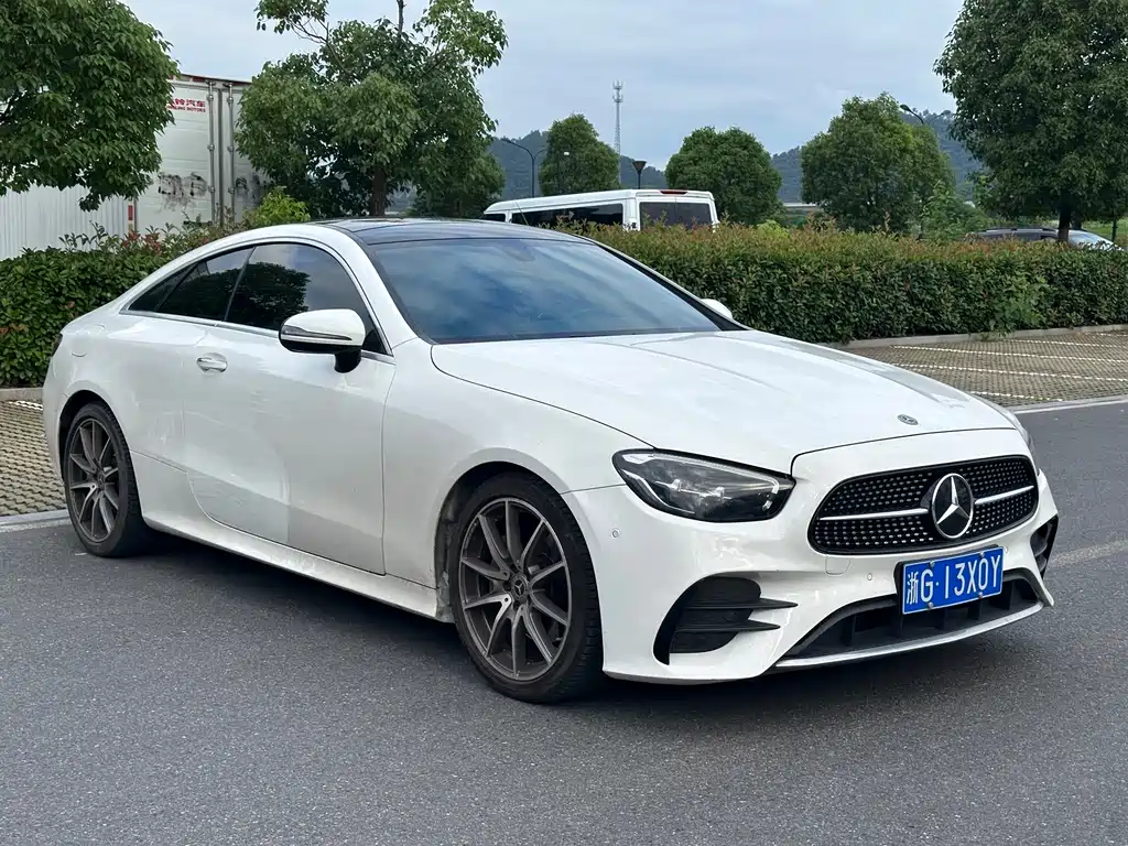 Mercedes-Benz E-Class Coupe E 260 2021