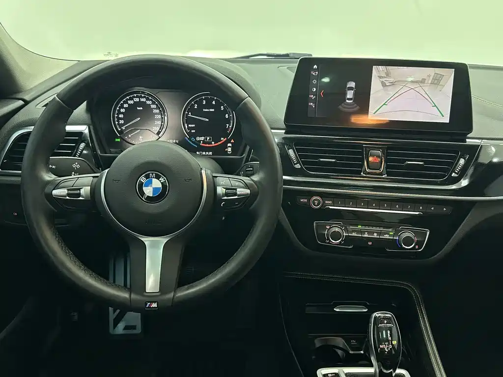 BMW 1 Series 2023 120i M Sport Edition