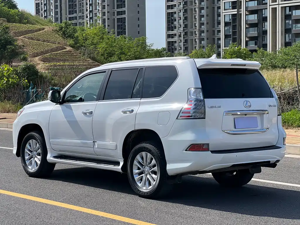 Lexus GX 460