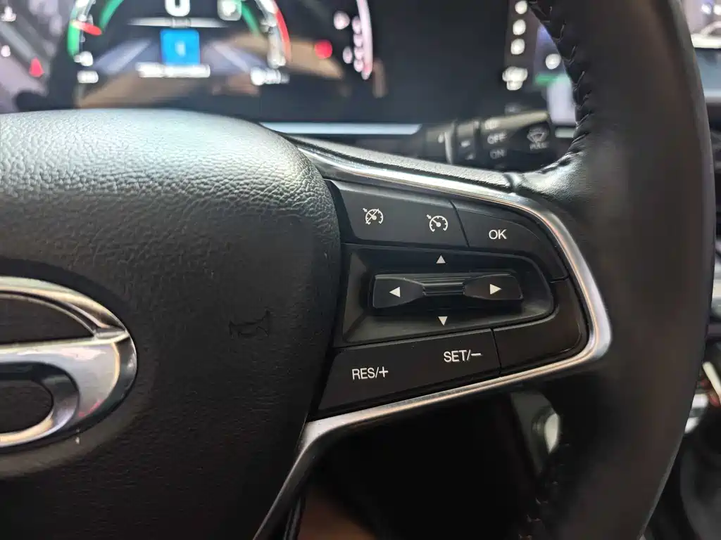 Trumpchi M6 2021 PRO 270T DCT Premium Edition