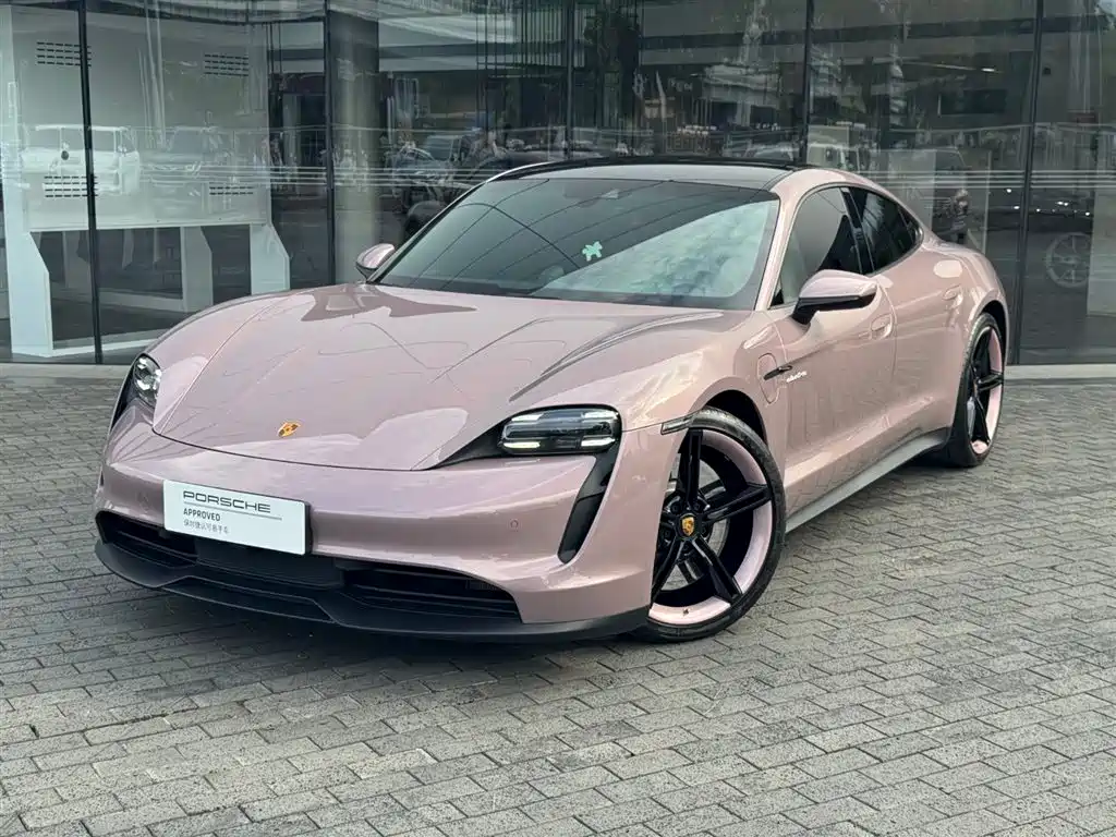 Porsche Taycan 2022