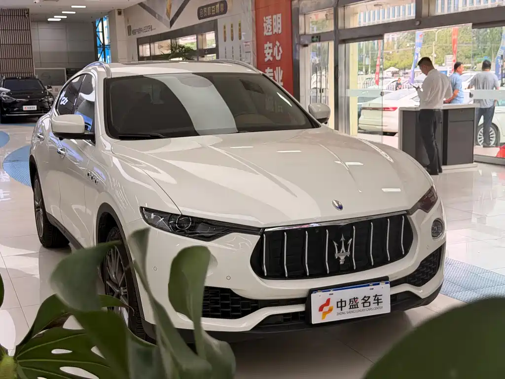 Maserati Levante 2021 3.0T Standard Edition