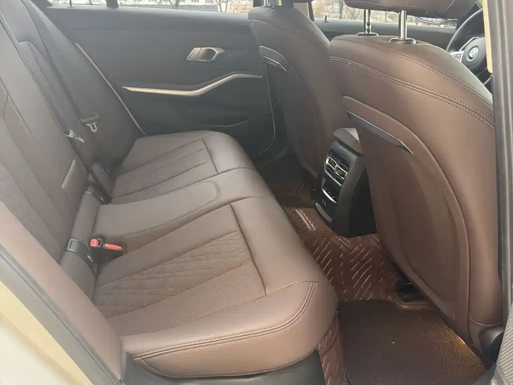 BMW 3 Series 2023 320i M Sport Package