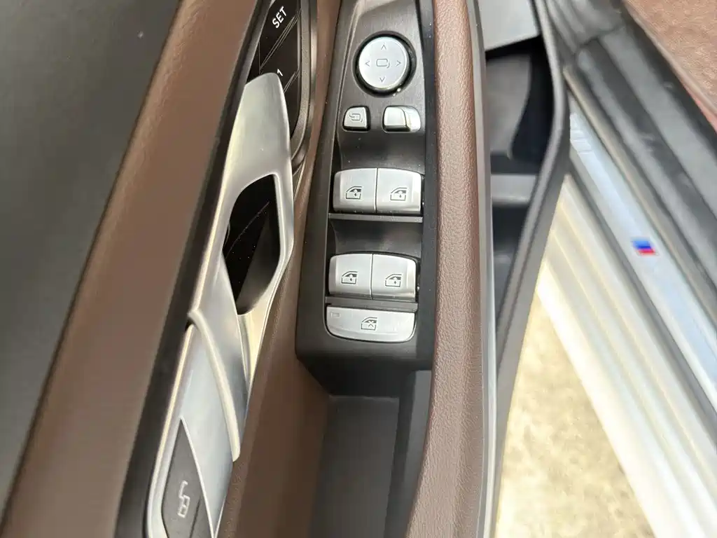 BMW 3 Series 2023 320i M Sport Package