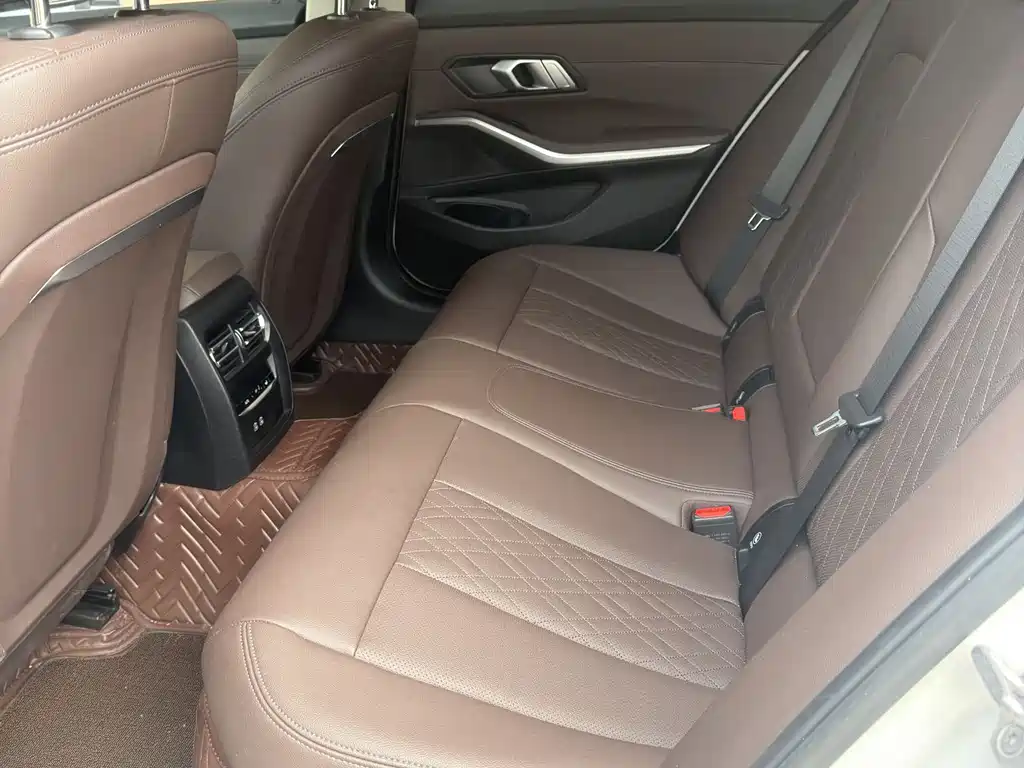 BMW 3 Series 2023 320i M Sport Package
