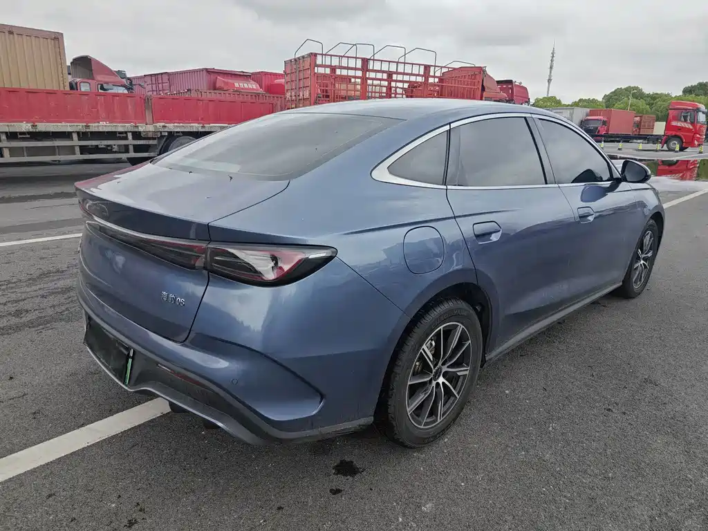 BYD Seal 06 DM-i 80KM Luxury 2024