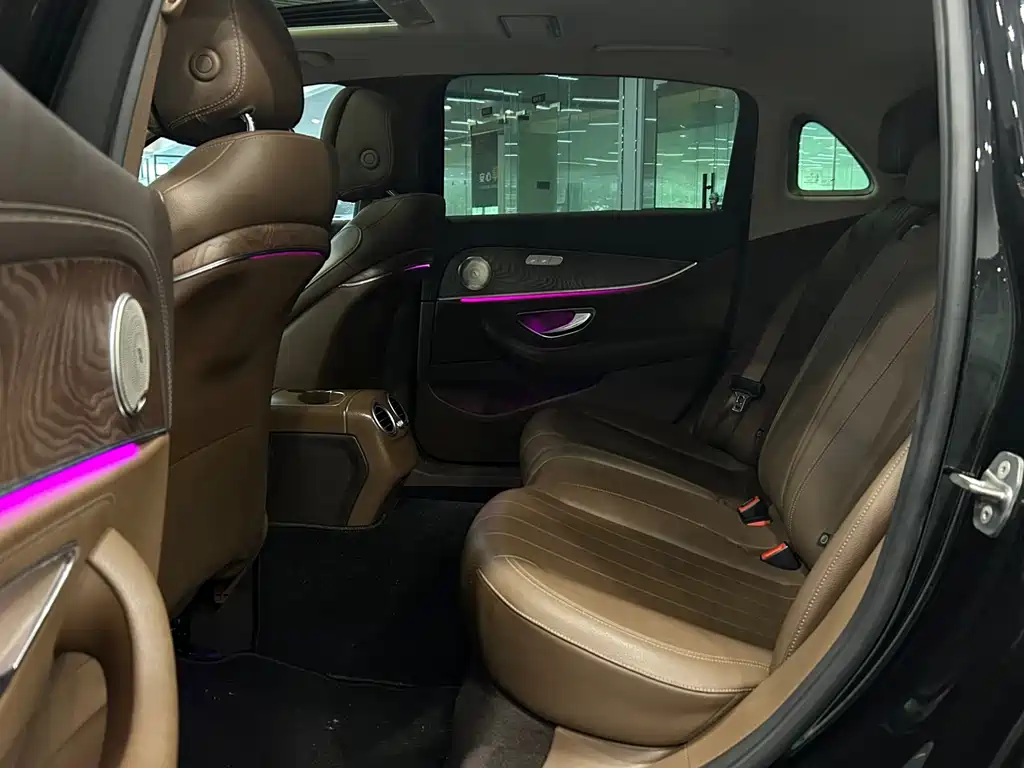 Mercedes-Benz E-Class 2019 E 260 L