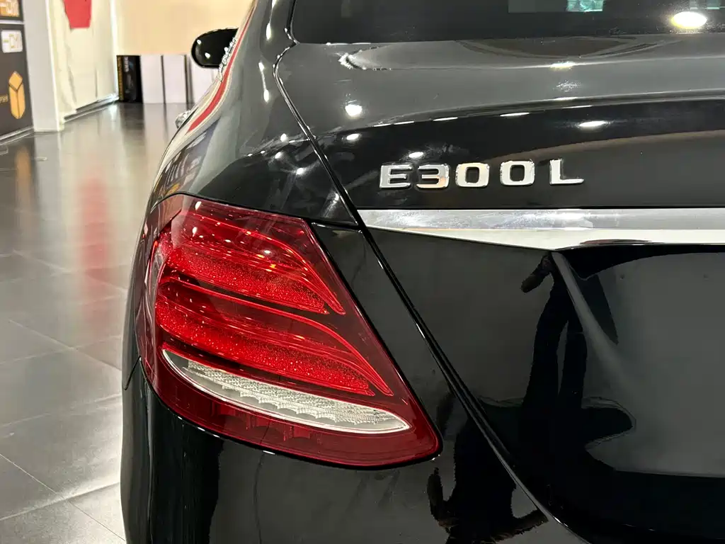 Mercedes-Benz E-Class 2019 E 260 L