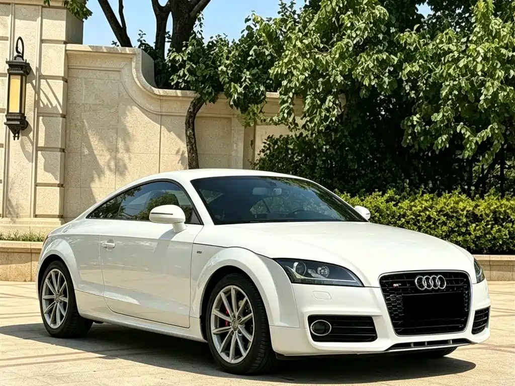 Audi TT 2011 TT Coupe 2.0TFSI