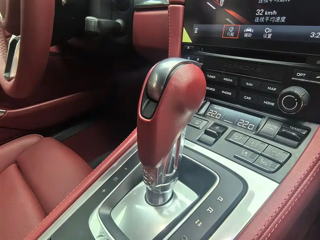 Porsche 718 Boxster 2.0T 2022