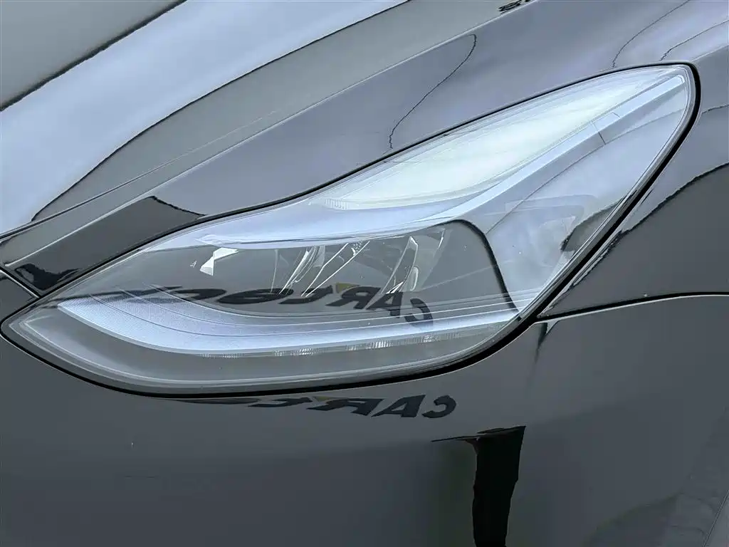 Tesla Model Y 2022 Long Range AWD (facelift)