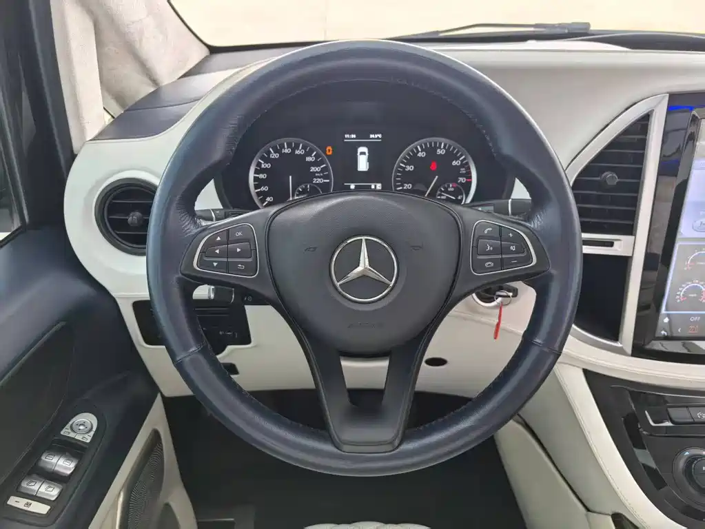 Mercedes-Benz Vito 2016 2.0T Elite