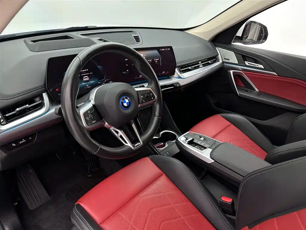 BMW iX1 2023 xDrive30L M Sport Package