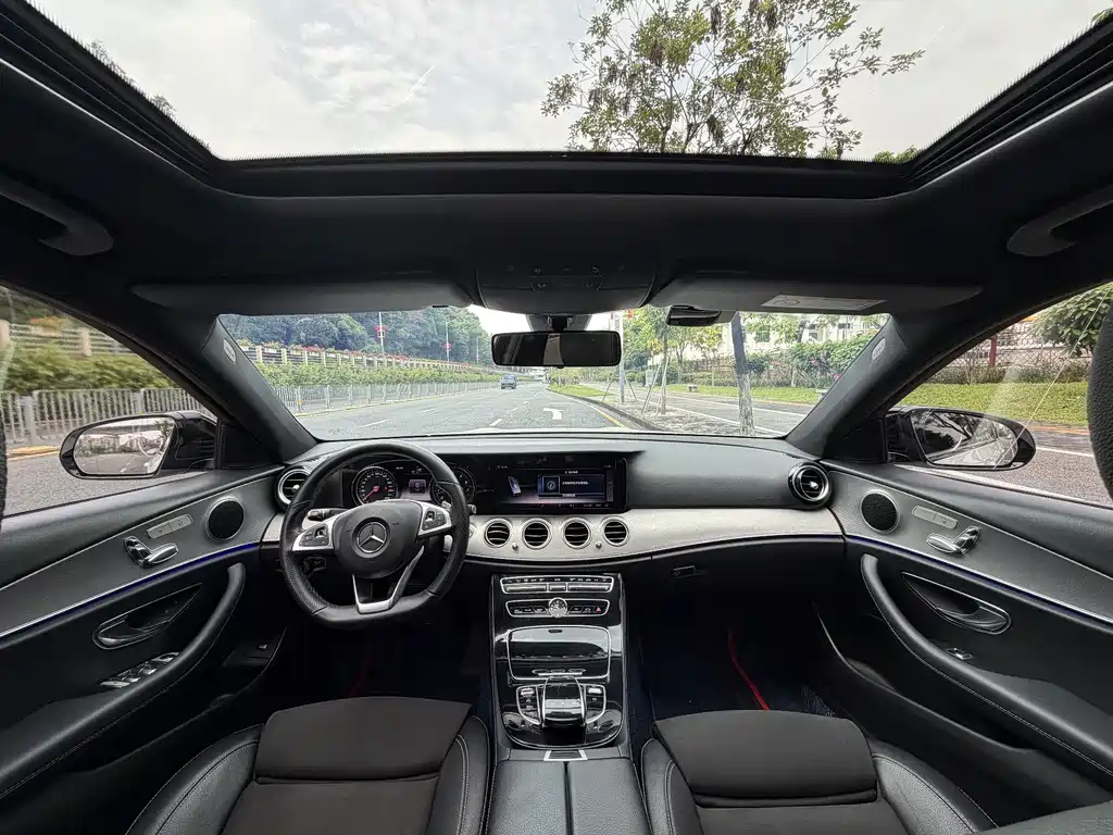 Mercedes-Benz E-Class 2017 E 200 Sport 4MATIC