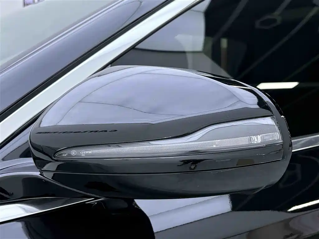 Mercedes-Benz E 260 L 2021
