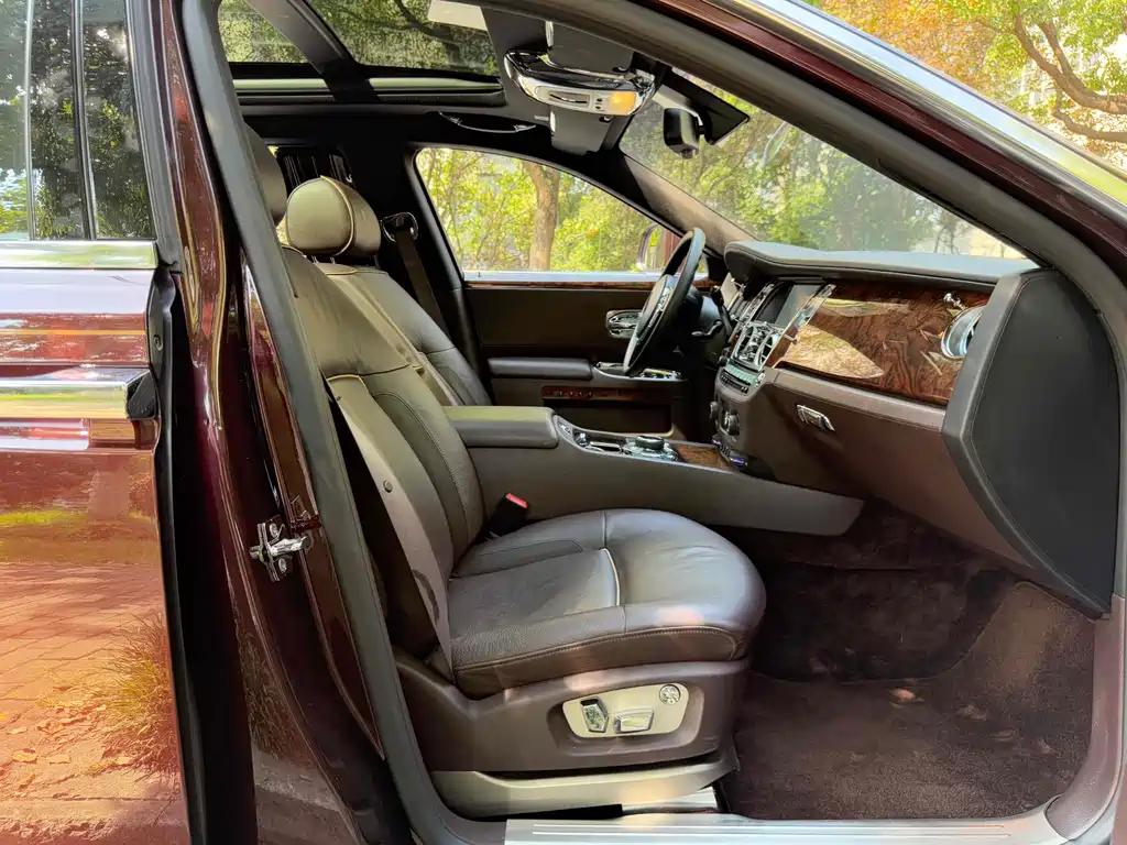 Rolls-Royce Ghost Extended 2014 6.6T