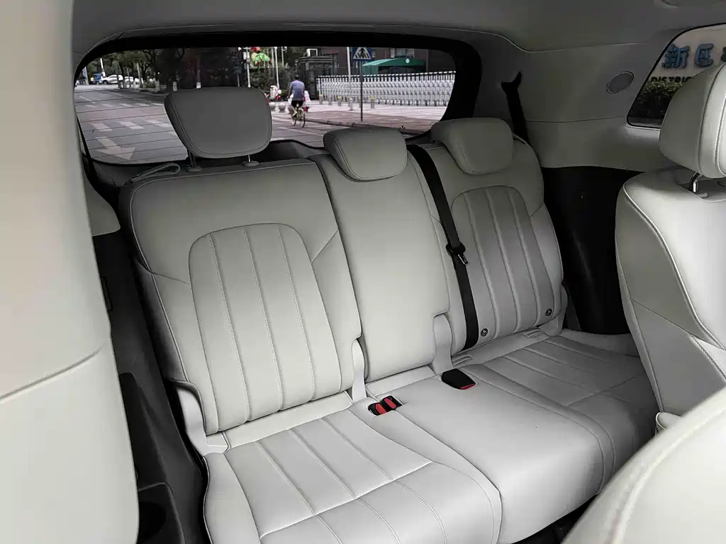 Voyah Dreamer 2025 PHEV AWD Prestige Kunpeng Edition
