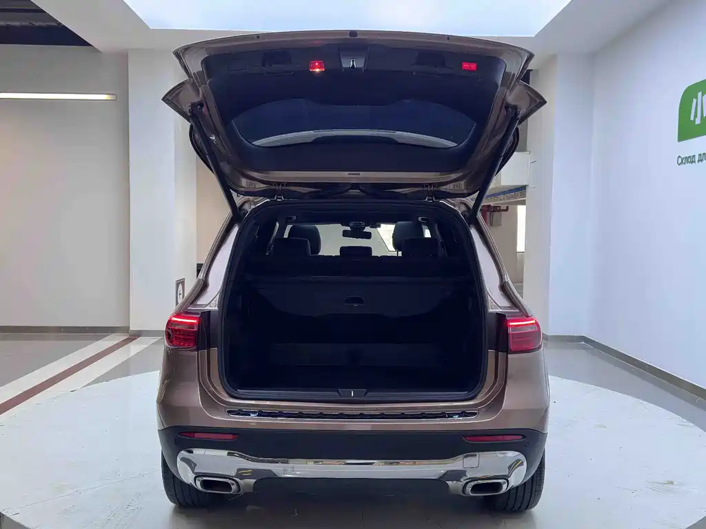 Mercedes-Benz GLB 180 Dynamic 2020