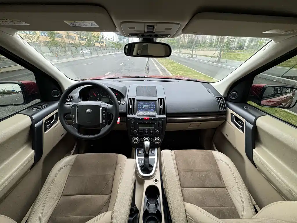 Land Rover Freelander 2 2011 3.2L i6 SE Petrol