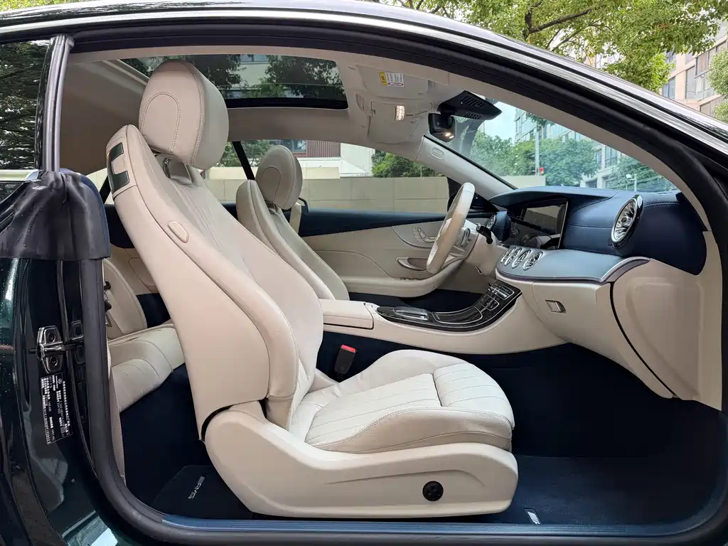 Mercedes-Benz E 260 Coupe (Import) 2023