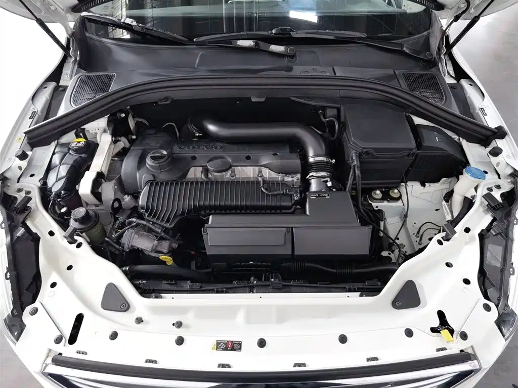 Volvo XC60 2015 T5 AWD Zhiyuan Edition