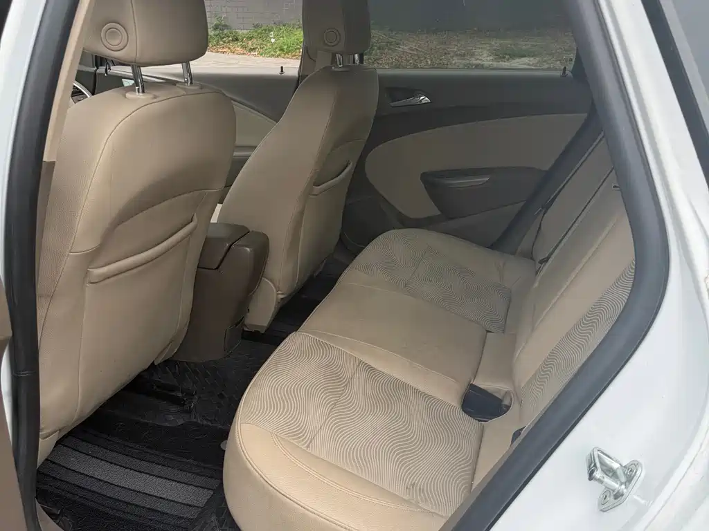 Buick Excelle GT 2013 1.6L Automatic Fashion Edition