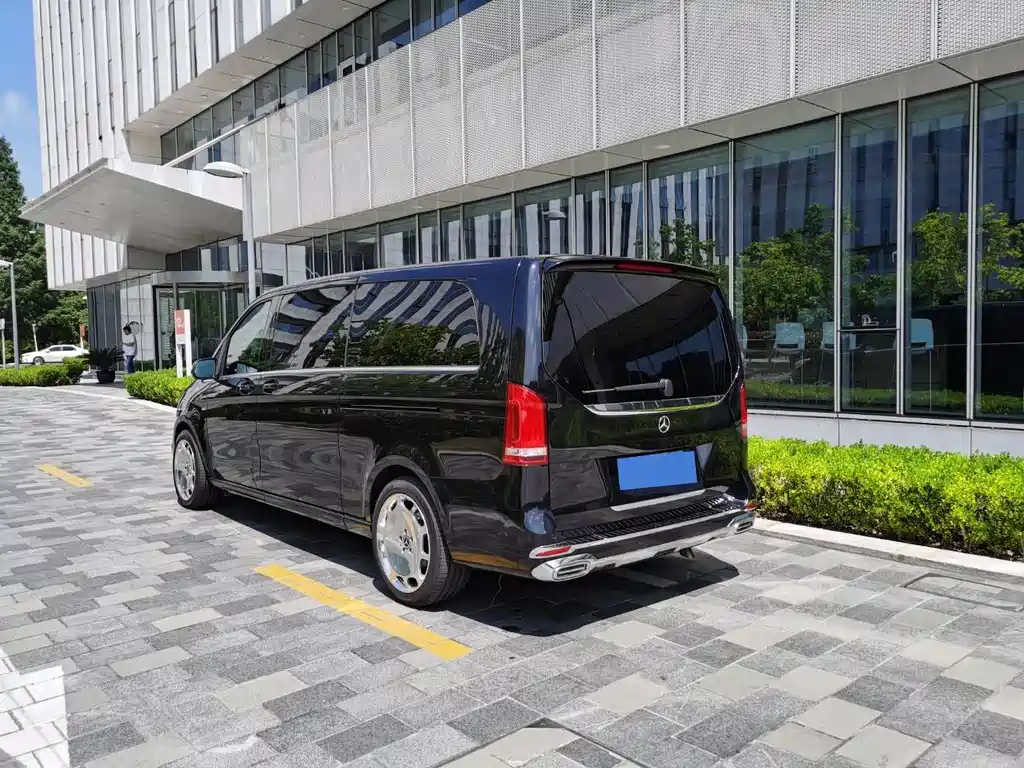 Mercedes-Benz V-Class 2021 V 260 L Long Wheelbase Luxury