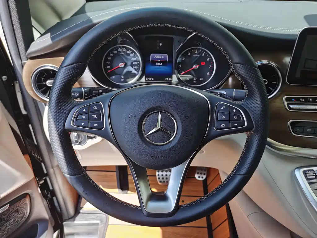 Mercedes-Benz V-Class 2021 V 260 L Long Wheelbase Luxury