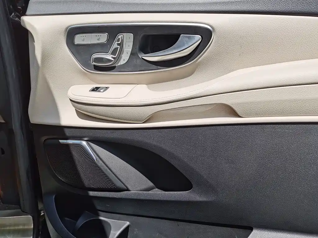 Mercedes-Benz V-Class 2021 V 260 L Long Wheelbase Luxury