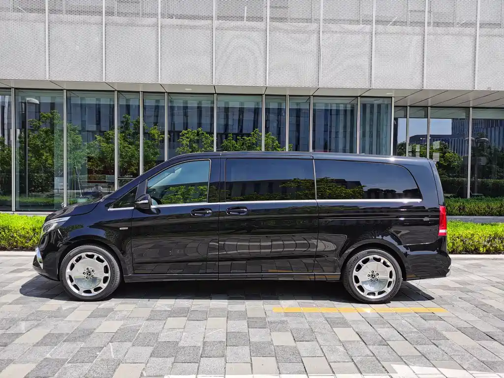 Mercedes-Benz V-Class 2021 V 260 L Long Wheelbase Luxury