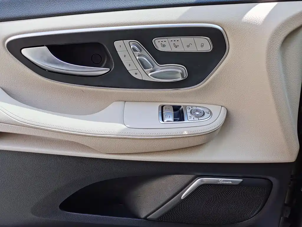 Mercedes-Benz V-Class 2021 V 260 L Long Wheelbase Luxury