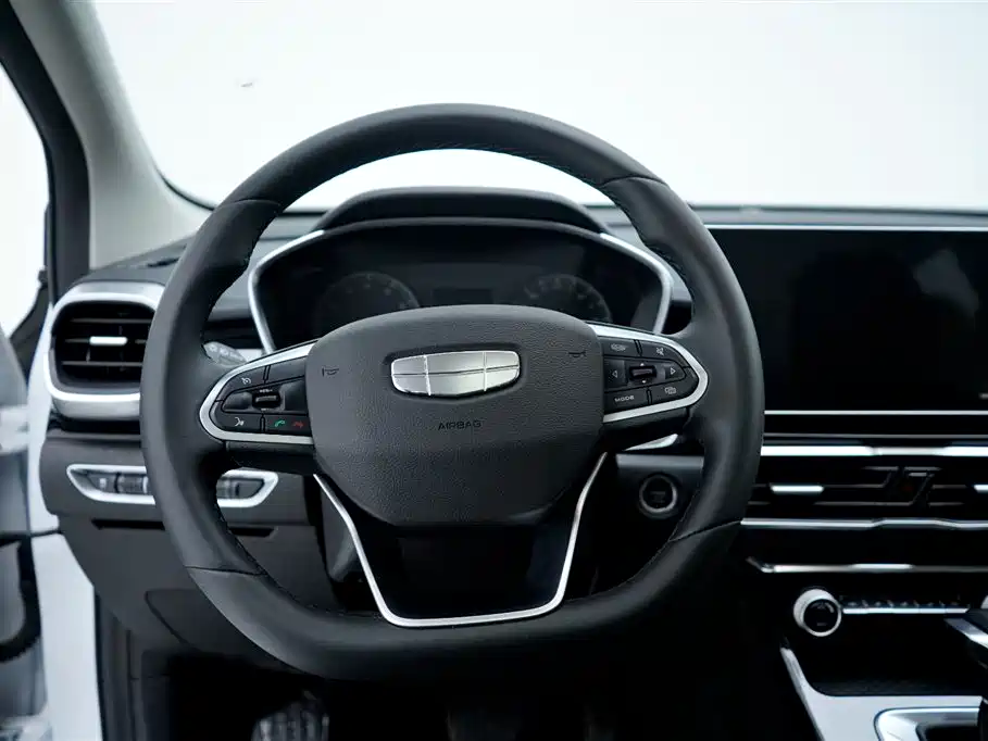 Geely Coolray 2025 1.5L CVT Super MAX