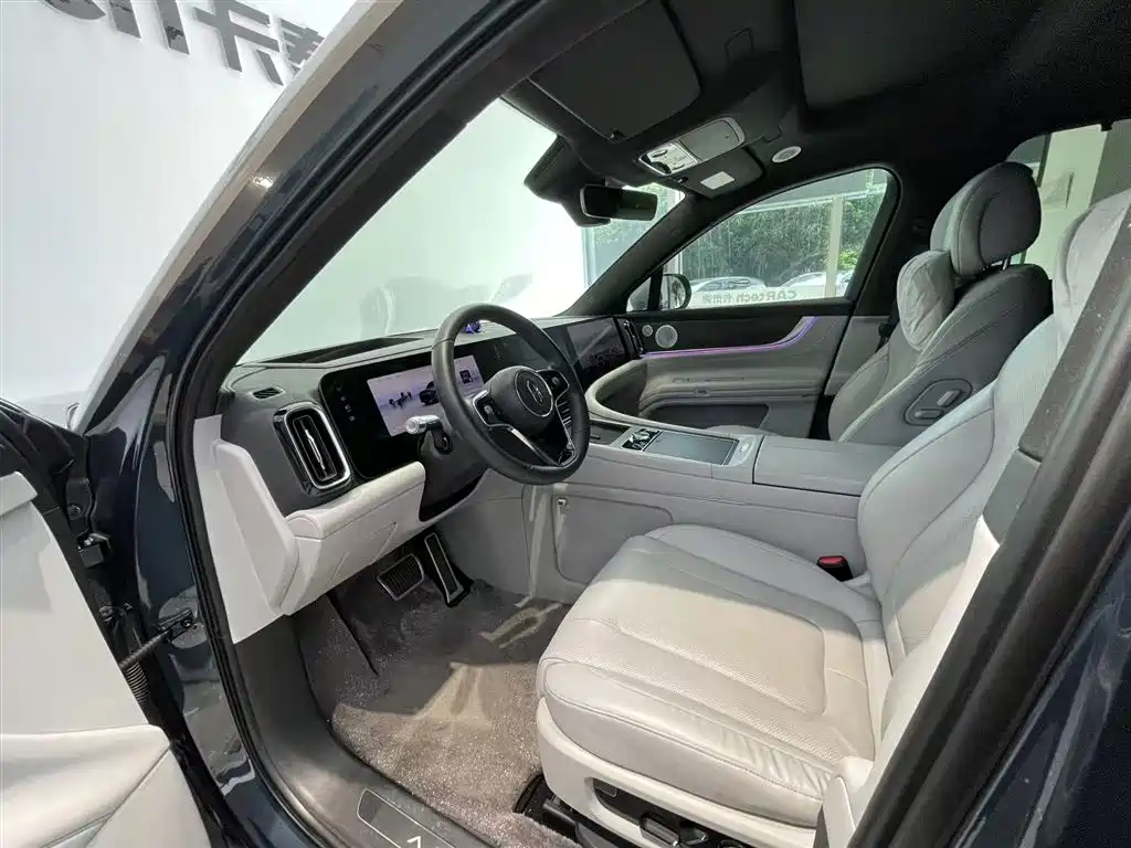 AITO M9 2024 EREV Ultra Edition 42kWh 6-Seater