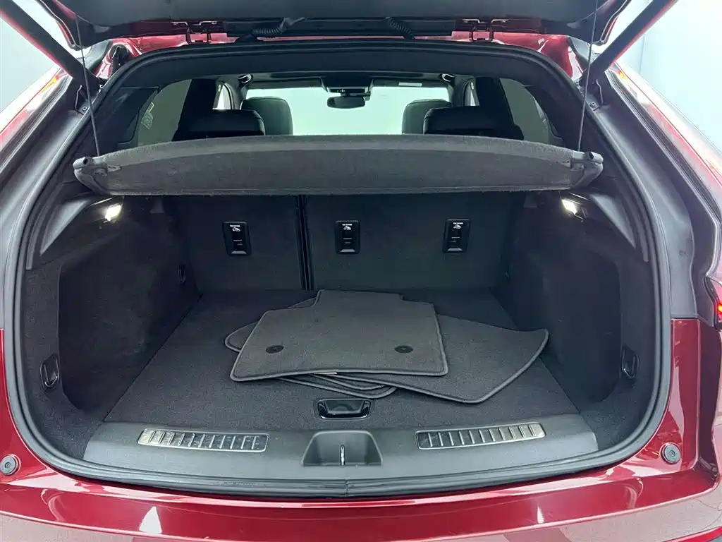 Cadillac XT4 2018 28T AWD Sport