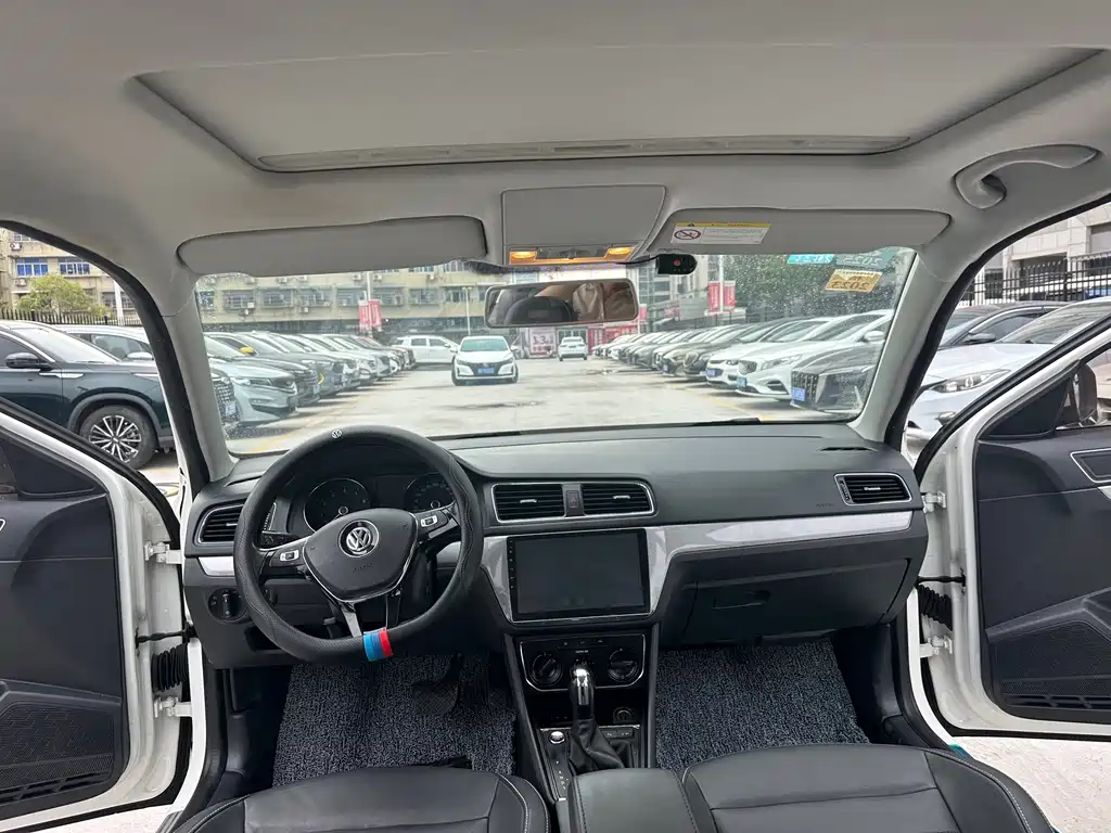 Volkswagen Lavida 2017 1.6L Automatic Comfort