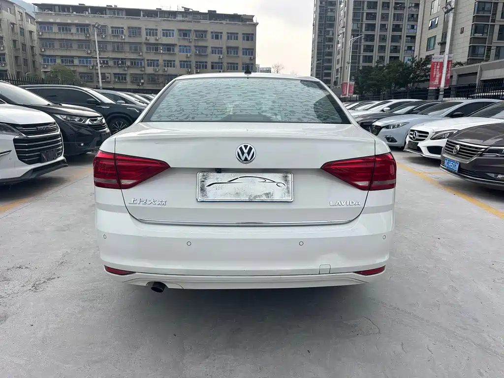 Volkswagen Lavida 2017 1.6L Automatic Comfort