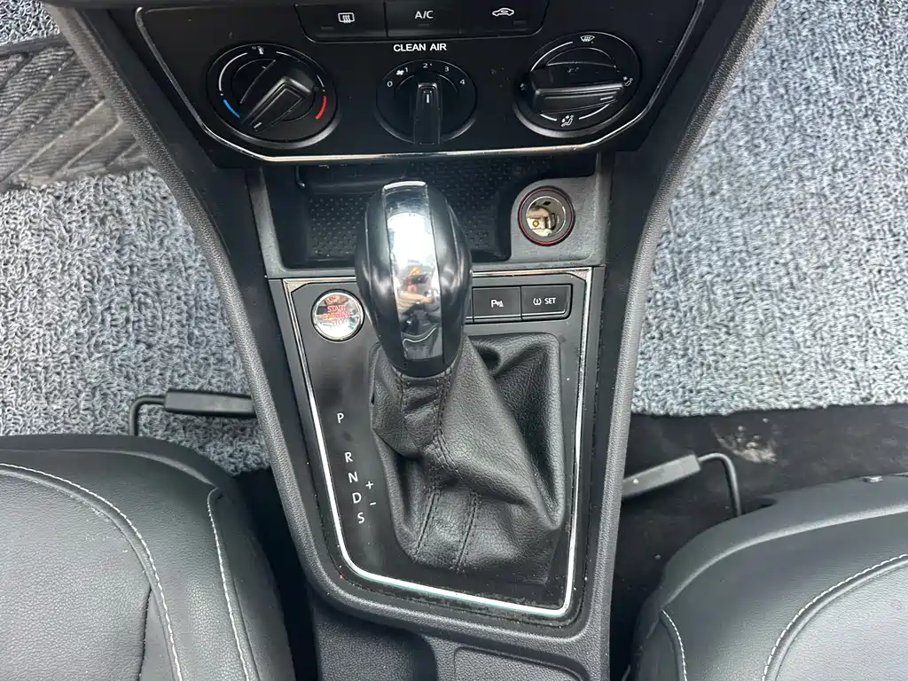 Volkswagen Lavida 2017 1.6L Automatic Comfort