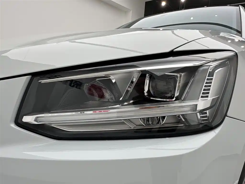 Audi Q2L 2021 35 TFSI Entry Dynamic Edition