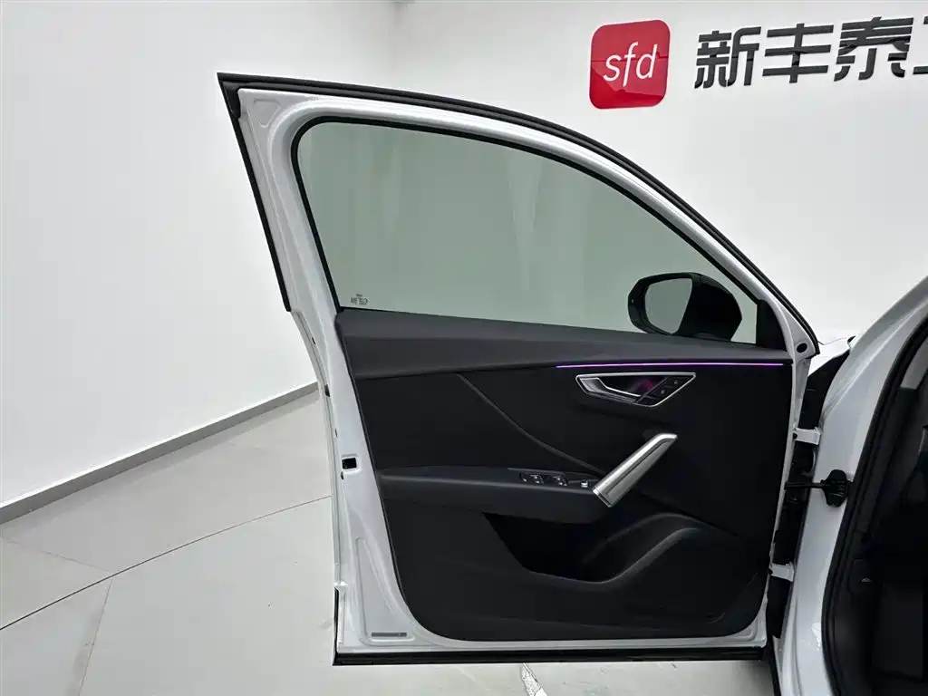 Audi Q2L 2021 35 TFSI Entry Dynamic Edition