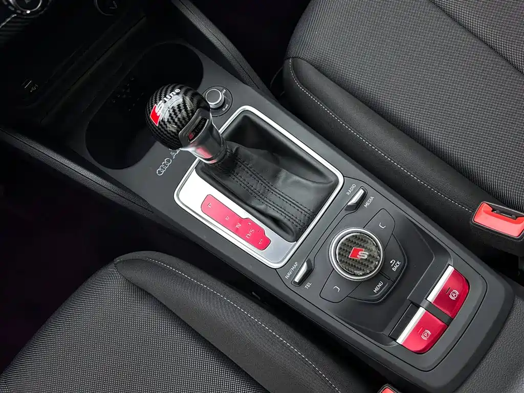 Audi Q2L 2021 35 TFSI Entry Dynamic Edition
