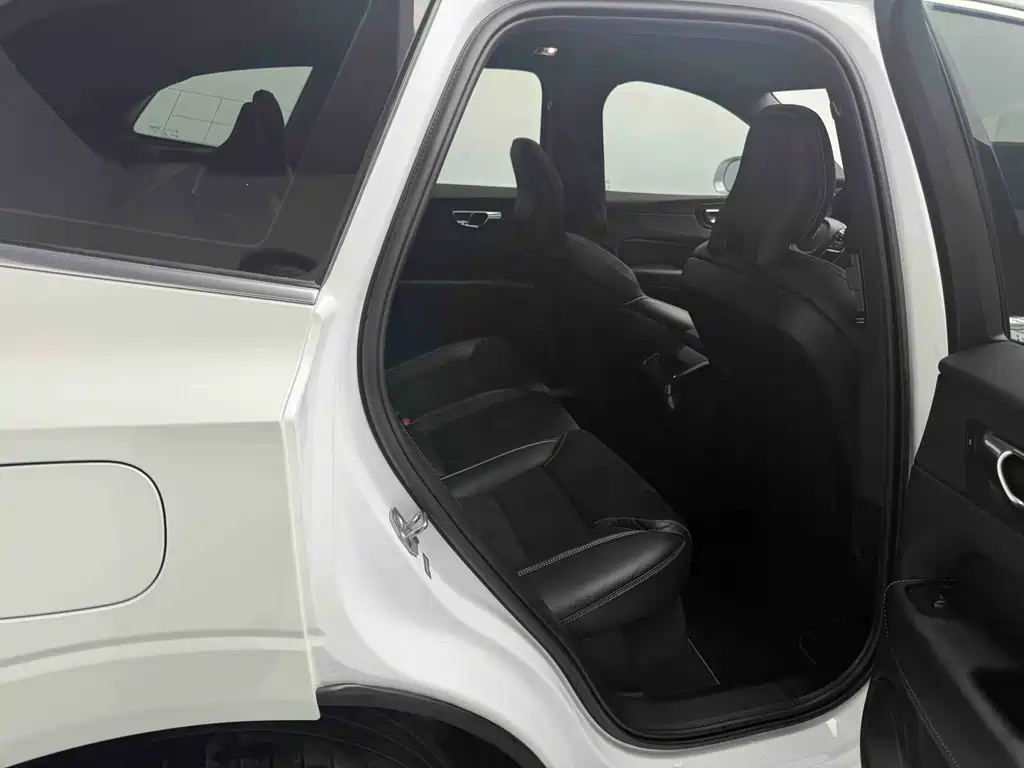 Volvo XC60 2019 T5 AWD Zhiyuan Sport Edition China V
