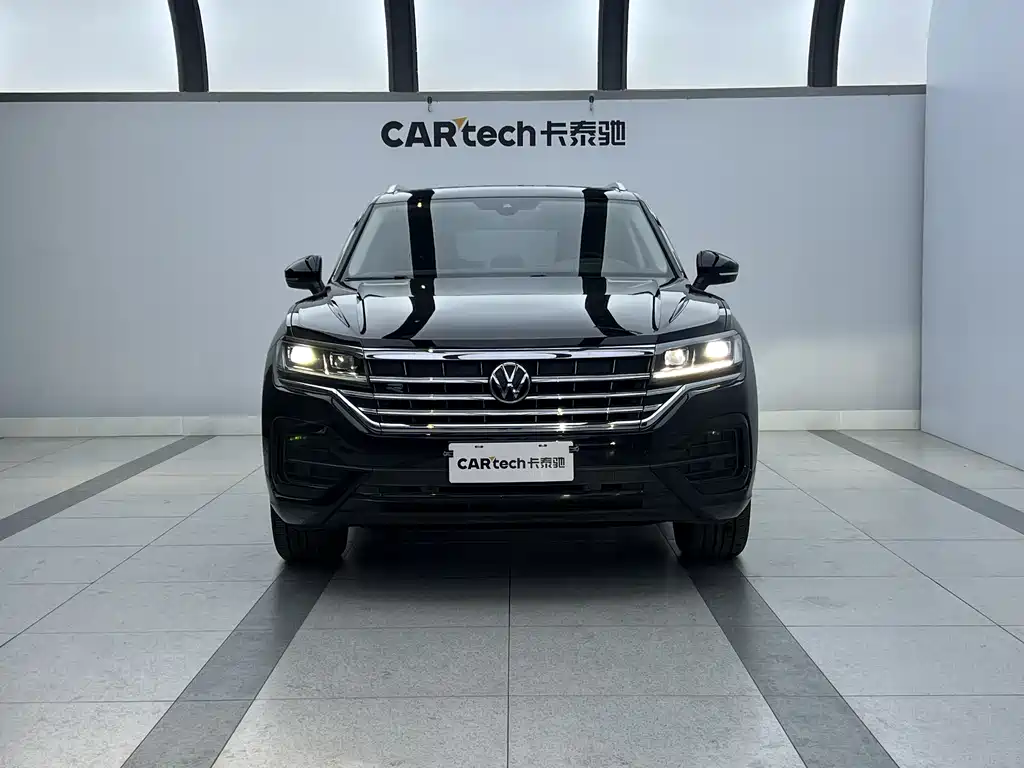 Volkswagen Touareg 2021 2.0TSI R-Line