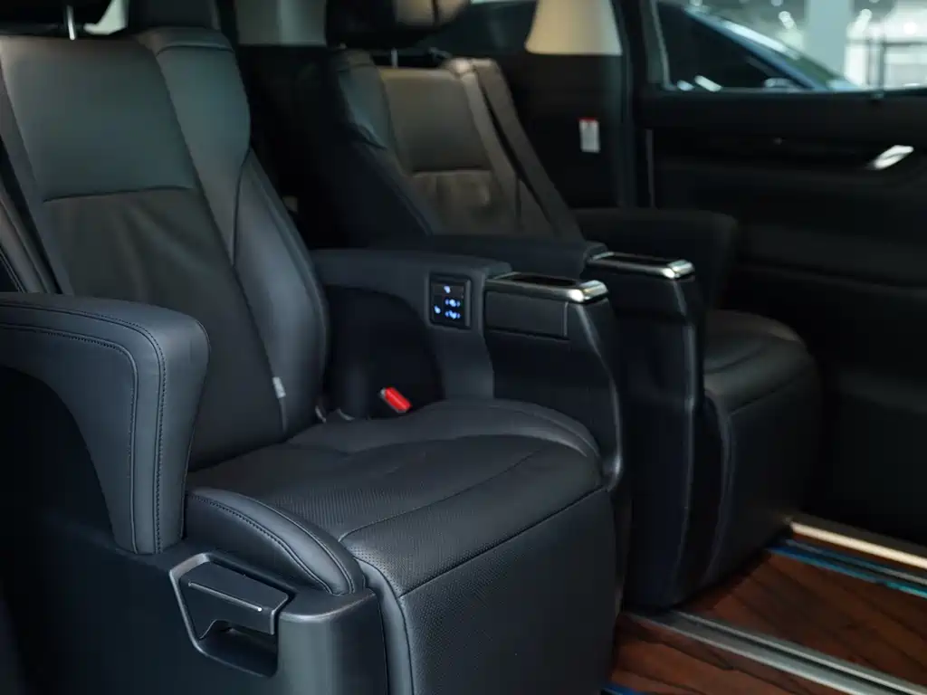 Velfire 2021 皇冠 Hybrid 2.5L HV Luxury Edition