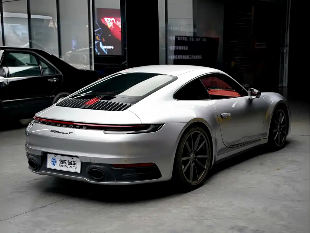 Porsche 911 2023 Carrera T 3.0T