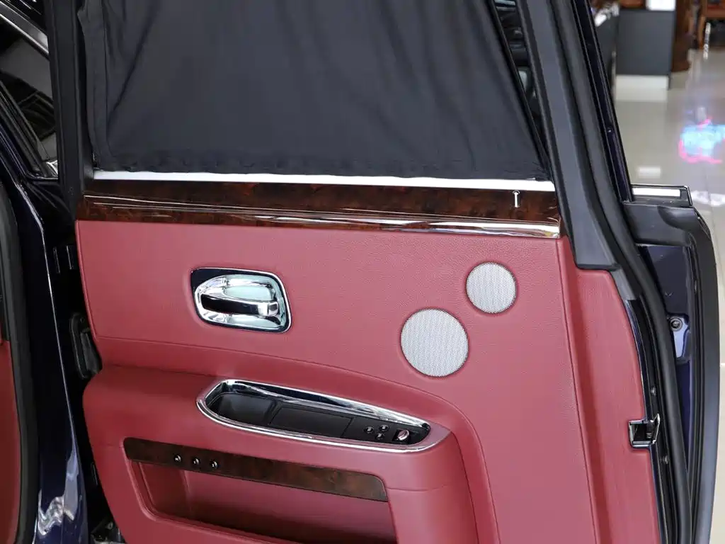 Rolls-Royce Ghost 2010 6.6T