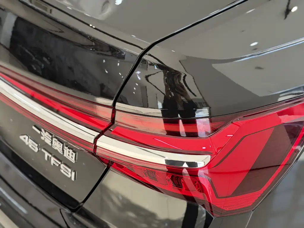 Audi A6L 2026 45 TFSI Zhenxuan Dynamic Edition